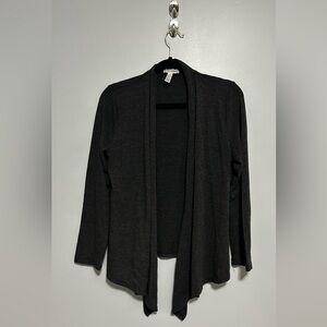 Great sweater cardigan, boutique brand, gently used condition size 1x